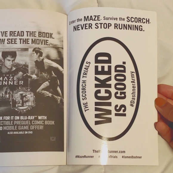 Scorch Trials book by James Dashner - Picture 4 of 4